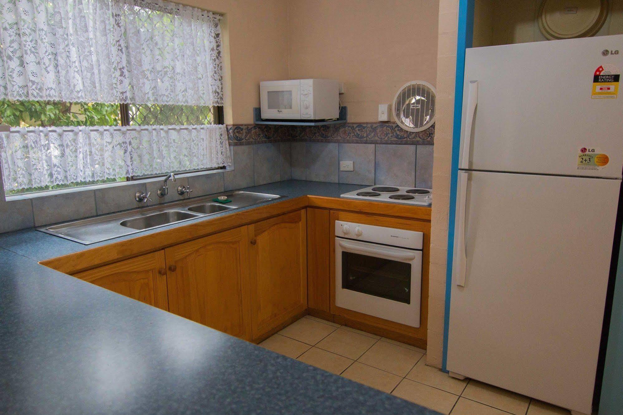 Mandurah Family Resort Екстериор снимка