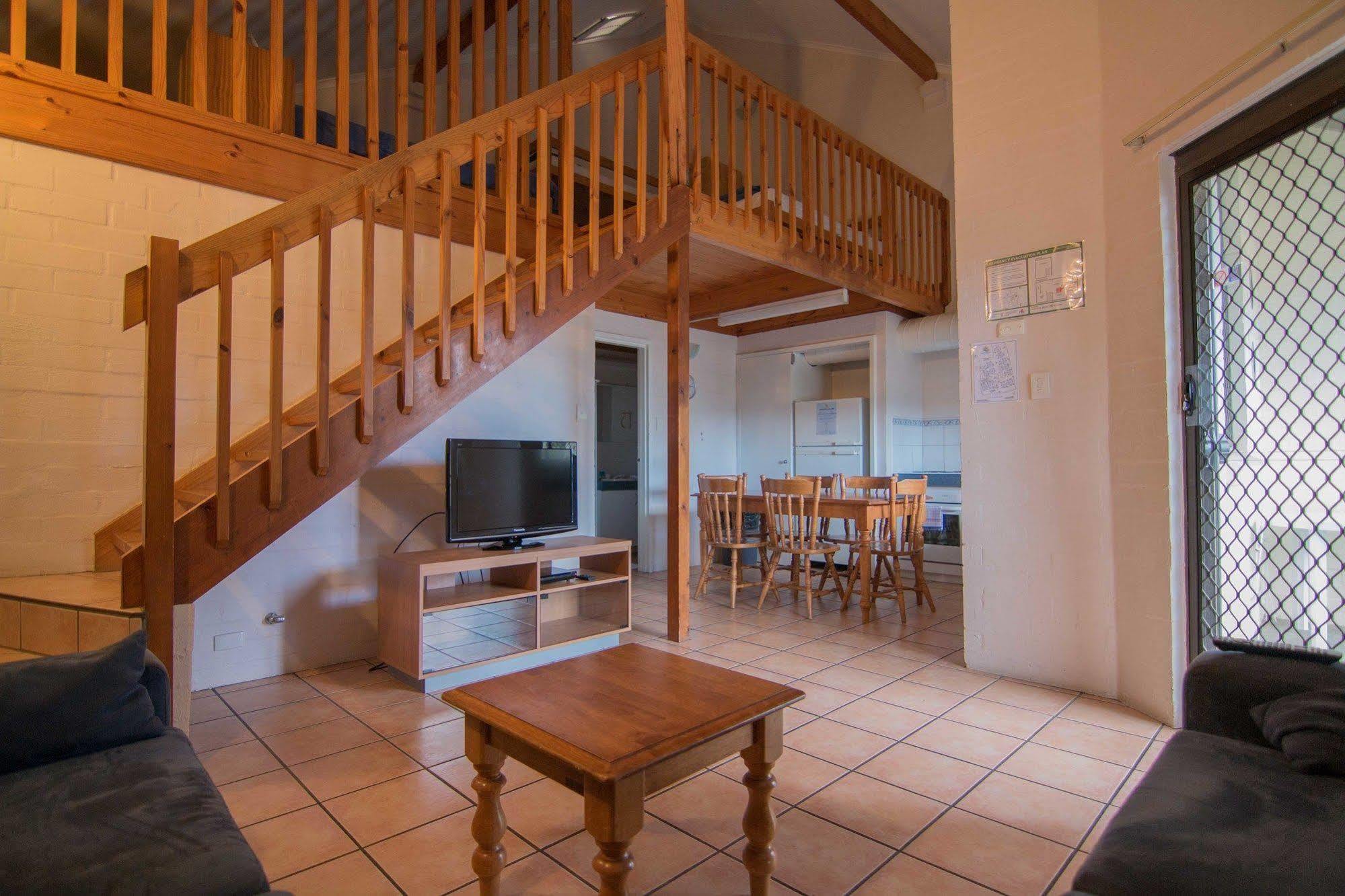 Mandurah Family Resort Екстериор снимка